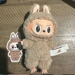 Exciting Macaron Labubu - Toffee